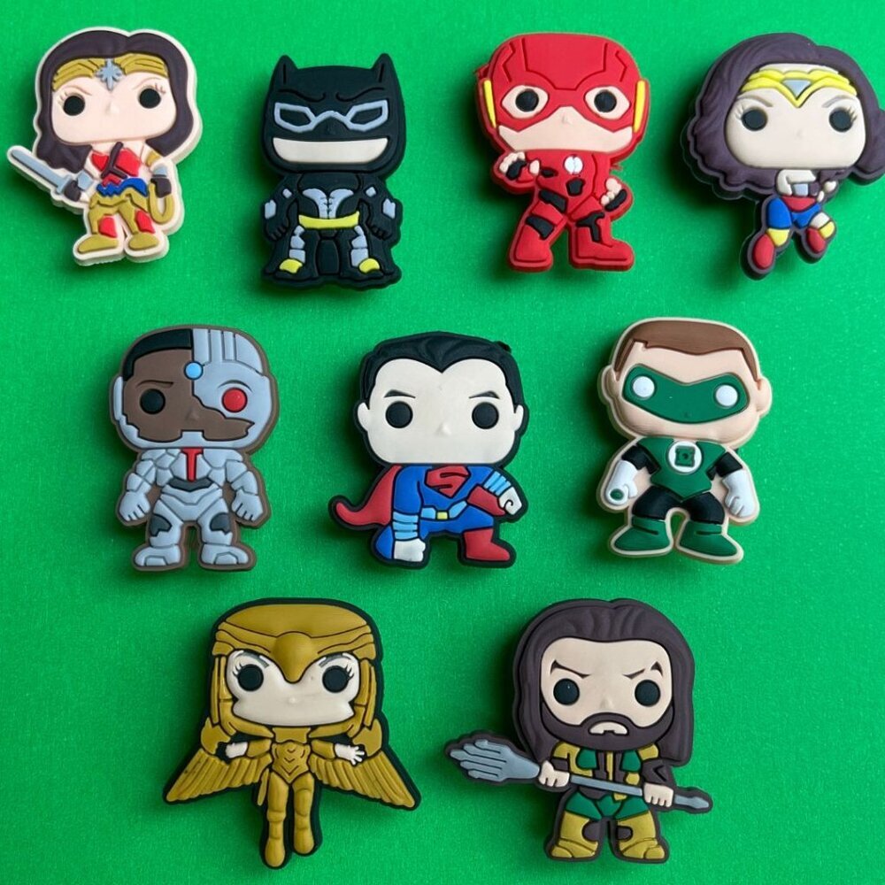 DC Heros Crocs Shoe Charms Set of 9 - jibbitz Charms